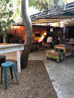 Pizza Tropical by null