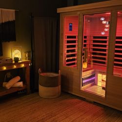 Eurolux Salon & Day Spa - Infrared Salt Sauna