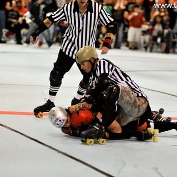 Desert Dolls Roller Derby - Amateur Sports Teams Near Me - Phoenix, Arizona