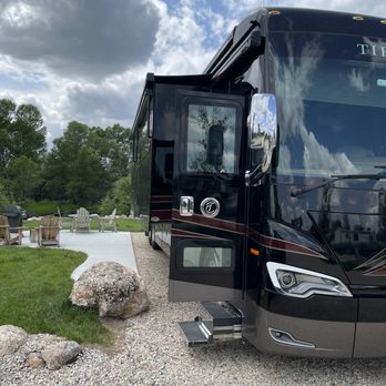 Buffalo KOA - The happy rig - RV Parks Near Me - Buffalo, Wyoming