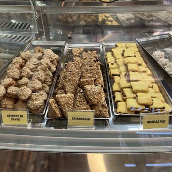 Armando e Marcella - Chocolatiers & Shops Near Me - San Gimignano, SI Armando e Marcella - Chocolatiers & Shops Near Me - San Gimignano, SI