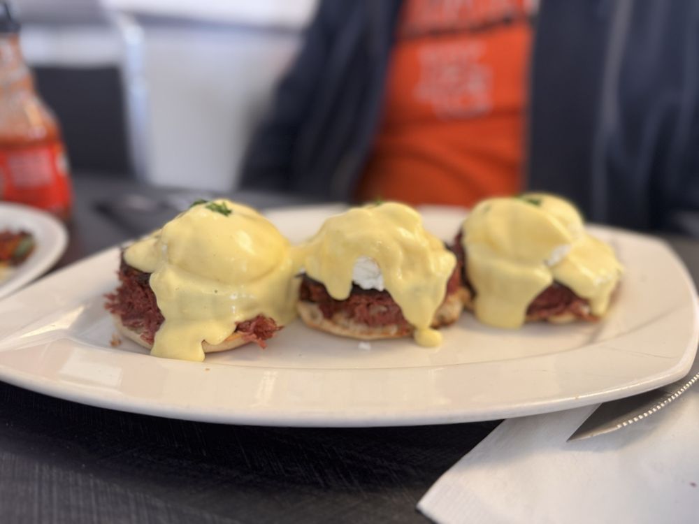 Main Street Cafe and Bakery