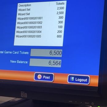 Dave & Buster's Ala Moana - Arcades Near Me - Honolulu, Hawaii