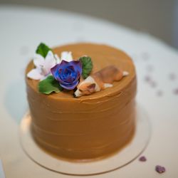 The Cake Countess - My corgi Butters customized, peanut butter and banana cake!