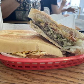 Pastelmania Bakery - Pan con Bistec - Latin American Near Me - Miami, Florida