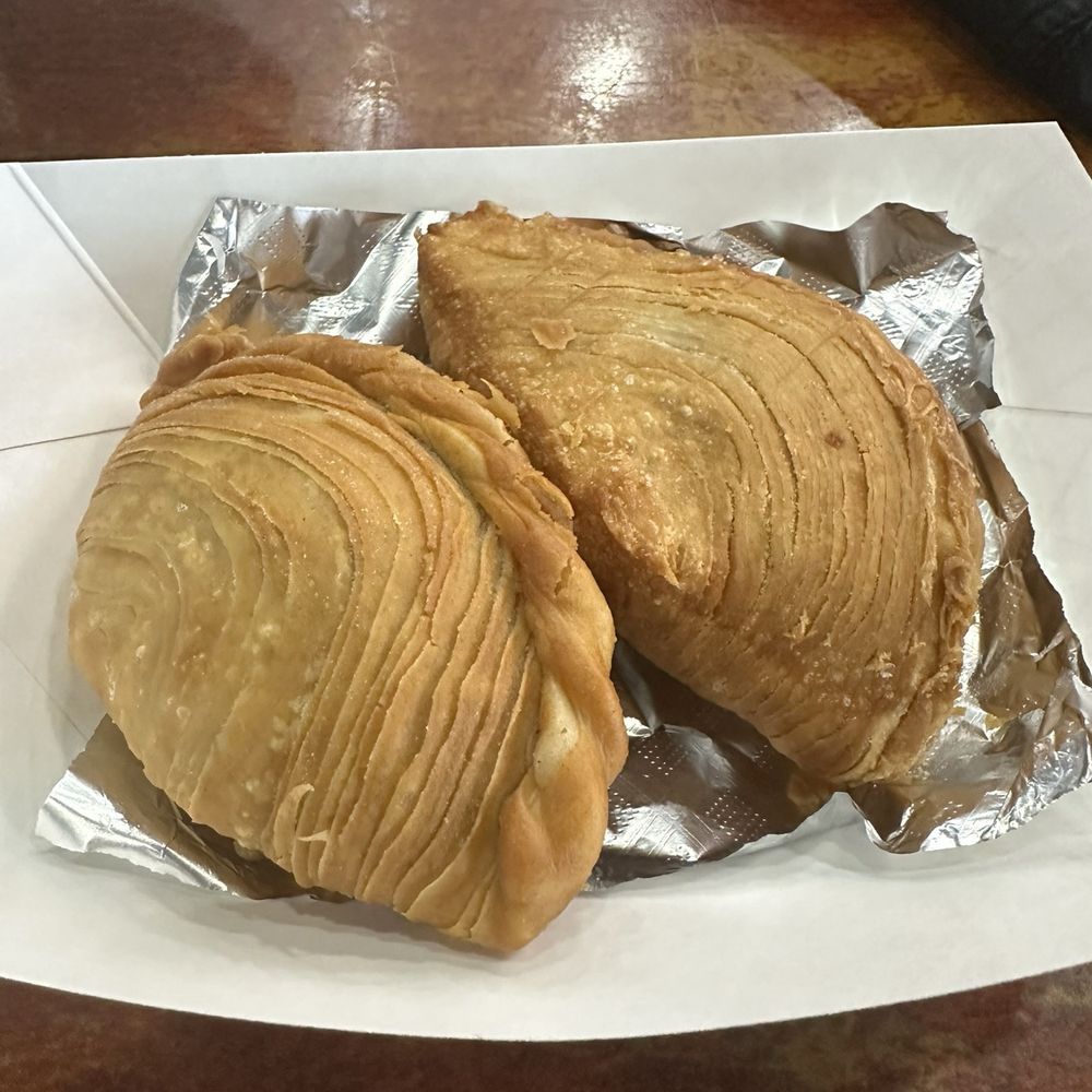 Chicken curry puff Chicken curry puff