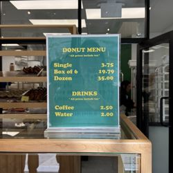 Lee’s Donuts