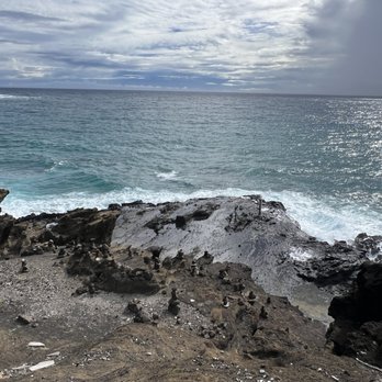 Halona Blowhole Lookout - Beaches Near Me - Honolulu, Hawaii Halona Blowhole Lookout - Beaches Near Me - Honolulu, Hawaii