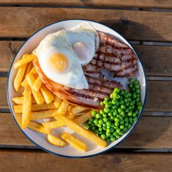 Royal Oak - Gammon, Egg & Chips