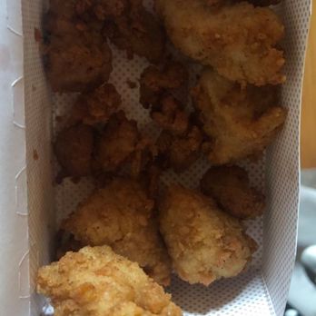 Chick-fil-A - 5 nugs (maybe) with a bunch of scraps. This was an 8 piece order-but seriously? Scraps? - Fast Food Near Me - Waynesville, North Carolina