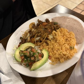 El Nuevo Mexico- Austin - Bistec a la Mexicana - Mexican Near Me - Austin, Texas