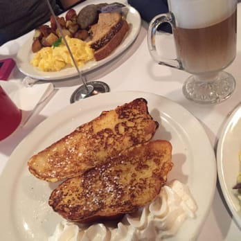 Candlelight - Egg nog French toast and vanilla cappuccino - Coffee & Tea Near Me - San Antonio, Texas