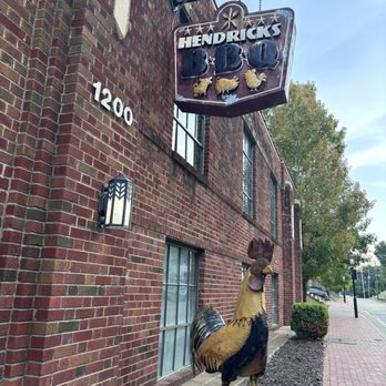Hendricks BBQ - Barbeque Near Me - St Charles, Missouri