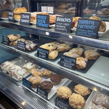 Elka Bee's Coffee Haus - Coffee & Tea Near Me - Wilsonville, Oregon