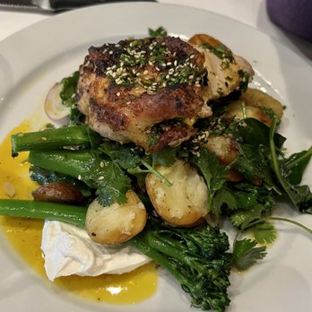 Insalata's - Tuscan Kale & Herb Poached Chicken - Mediterranean Near Me - San Anselmo, California Insalata's - Tuscan Kale & Herb Poached Chicken - Mediterranean Near Me - San Anselmo, California