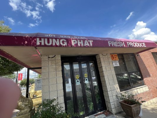 Hung Phat Grocery by null