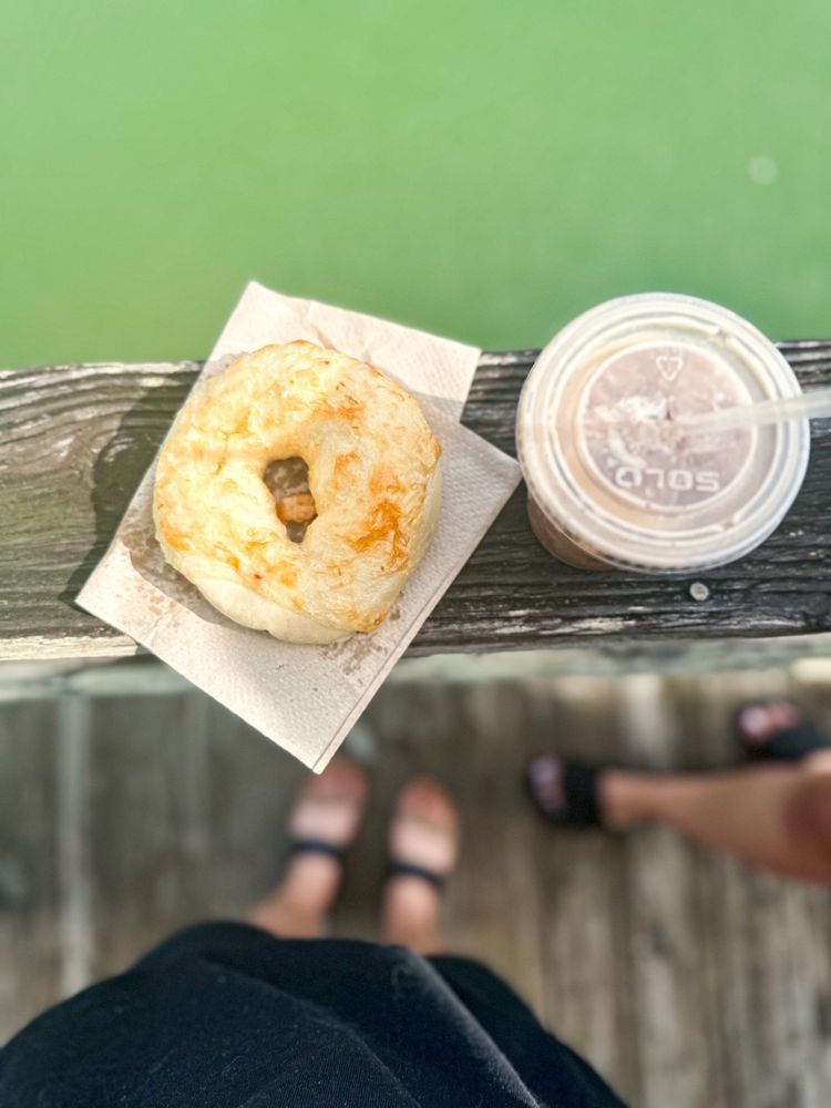 Giovanni's Brooklyn Bagels