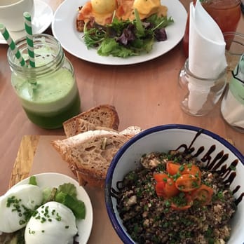 Peck 47 - Quinoa salad & sailor waffle. - Breakfast & Brunch Near Me - Brussels, BRU Peck 47 - Quinoa salad & sailor waffle. - Breakfast & Brunch Near Me - Brussels, BRU