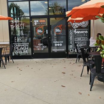 The Peach Cobbler Factory - Entrance situated im a nice outdoor shopping plaza. - Desserts Near Me - Burlington, North Carolina The Peach Cobbler Factory - Entrance situated im a nice outdoor shopping plaza. - Desserts Near Me - Burlington, North Carolina