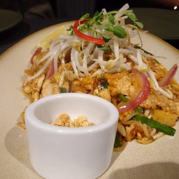 Green Peppercorn - Pad Thai - Thai Near Me - Fairfield, NSW