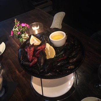Mesa - Mussels - Lounges Near Me - Costa Mesa, California
