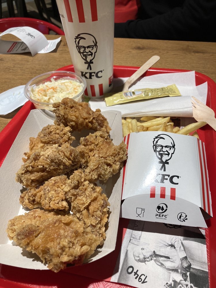 KFC - Updated March 2024 - 13 Photos & 12 Reviews - Boelckestr. 70 ...