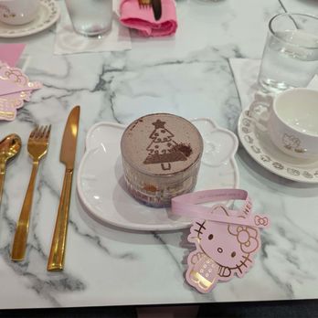 Hello Kitty Cafe - Themed Cafes Near Me - Santa Clara, California