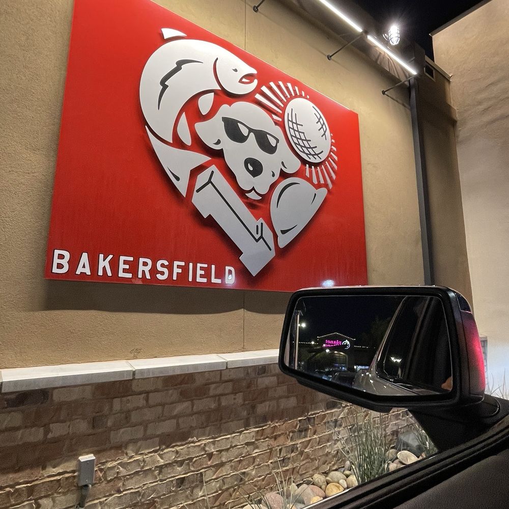 Raising Cane's Chicken Fingers - Chicken Shop Near Me - Bakersfield, California Raising Cane's Chicken Fingers - Chicken Shop Near Me - Bakersfield, California
