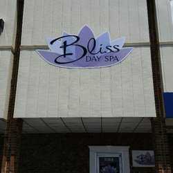 Bliss Day Spa - Bluss Day Spa sign