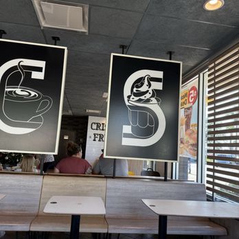 McDonald's - Inside the restaurant - Fast Food Near Me - Fort Myers, Florida McDonald's - Inside the restaurant - Fast Food Near Me - Fort Myers, Florida