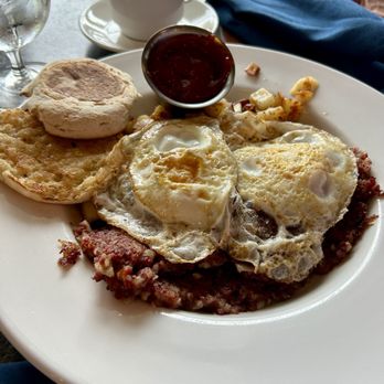 Blue Pointe Grille - New American Near Me - Watkins Glen, New York