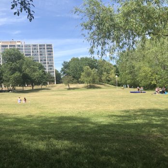Parc de West - Park de West Vancouver - Parks Near Me - Montreal, Quebec