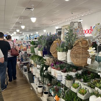 T.J. Maxx - Women's Clothing Near Me - Concord, North Carolina