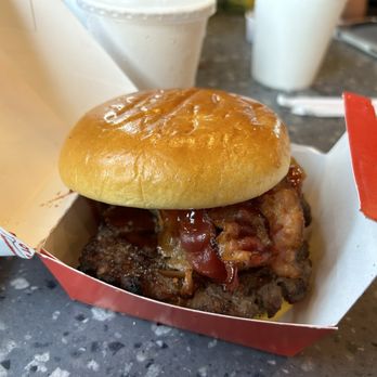 Portillo's Chicago - Addison - BBQ burger - Hot Dogs Near Me - Chicago, Illinois Portillo's Chicago - Addison - BBQ burger - Hot Dogs Near Me - Chicago, Illinois