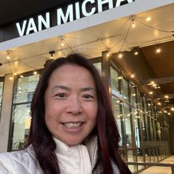 Van Michael Salon - Fresh color with Cassi