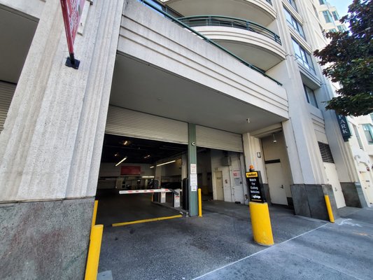 Museum Parc Garage - near Moscone Center by null