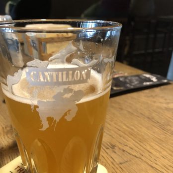 Moeder Lambic - Beer Bar Near Me - Brussels, BRU Moeder Lambic - Beer Bar Near Me - Brussels, BRU
