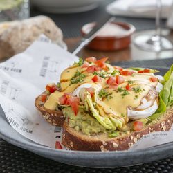 The Living Room - Eggs Benedict