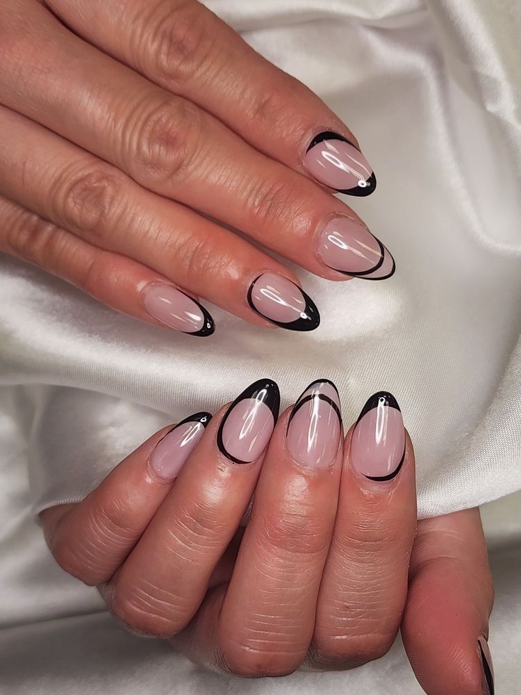 French Nail Designs & Spa