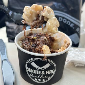 Smoke & Fire Social Eatery - Comfort Food Near Me - Paramount, California