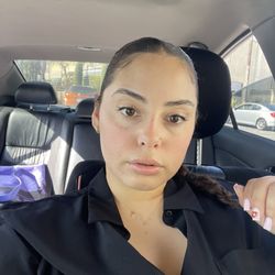 Sabi's Eyebrow Threading - Natural eyebrows with a little brow gel that's all!