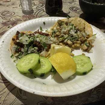 Taqueria La Esperanza - Chicken and Al Pastor Tacos - Food Trucks Near Me Taqueria La Esperanza - Chicken and Al Pastor Tacos - Food Trucks Near Me