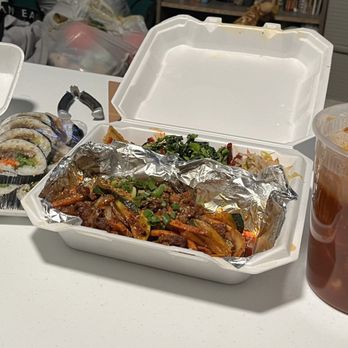 Grace Market - Beef Kimbap, Spicy Pork, Tteokbokki - Korean Near Me - Wichita, Kansas Grace Market - Beef Kimbap, Spicy Pork, Tteokbokki - Korean Near Me - Wichita, Kansas