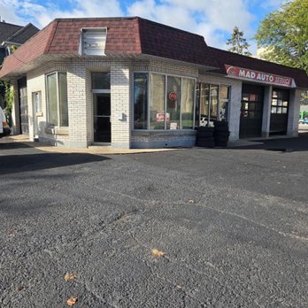 Mad Auto Service - Photo - Auto Repair Near Me - Sarnia, Ontario