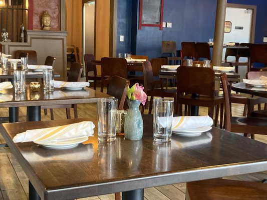 Zhang Bistro by null