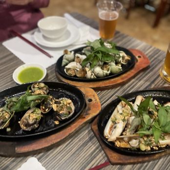 Dong Que Restaurant - Vietnamese Near Me - San Jose, California
