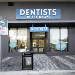 Dentists in the Grove
