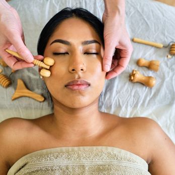 Lole’sbodysculpting - holistic facial noninvasive good for improve collage and hydrogenation - Body Contouring Near Me Lole’sbodysculpting - holistic facial noninvasive good for improve collage and hydrogenation - Body Contouring Near Me