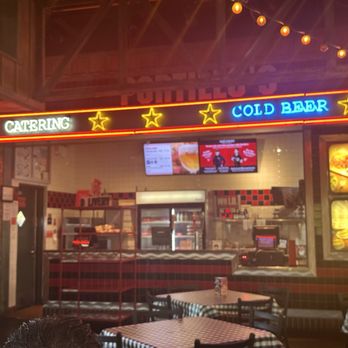 Portillo's Moreno Valley - Inside - Burgers Near Me - Moreno Valley, California Portillo's Moreno Valley - Inside - Burgers Near Me - Moreno Valley, California