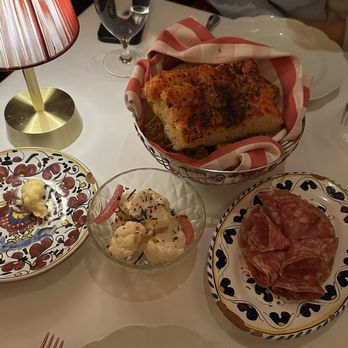 Carbone - the bread!!! - Italian Near Me - Las Vegas, Nevada Carbone - the bread!!! - Italian Near Me - Las Vegas, Nevada